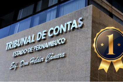 O TCE-PE autoriza pagamento de férias e 13º salário para prefeitos, vice-prefeitos e vereadores.