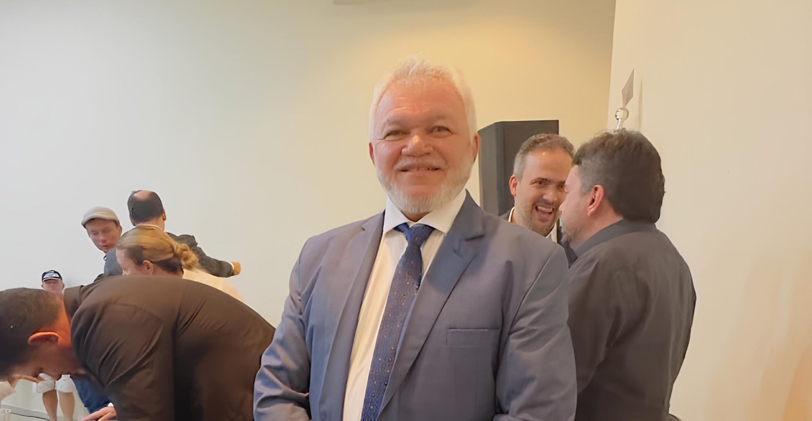 Vereador Evandro da Destilaria defende diálogo com a população sobre possível concessão do SAAE em Amaraji. Vereador Evandro da Destilaria defende diálogo com a população sobre possível concessão do SAAE em Amaraji.