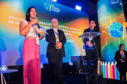 Professores de Pernambuco podem inscrever projetos em prêmio e concorrer a bolsa de pós-graduação. Professores de Pernambuco podem inscrever projetos em prêmio e concorrer a bolsa de pós-graduação.