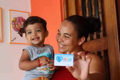 Governo abre 2.634 novas vagas para o programa Mães de Pernambuco.