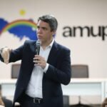 Amupe debate impactos de decisões nacionais e cria comissão para orientar municípios. Amupe debate impactos de decisões nacionais e cria comissão para orientar municípios.
