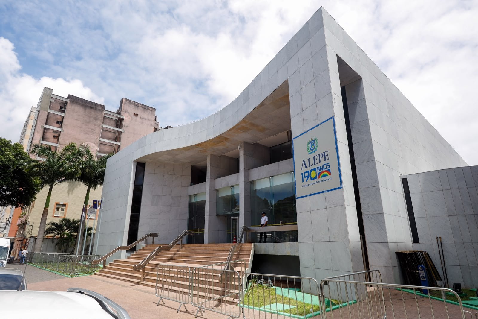 Programa Alepe Cuida oferece consultas oftalmológicas gratuitas e triagem de catarata. Programa Alepe Cuida oferece consultas oftalmológicas gratuitas e triagem de catarata.