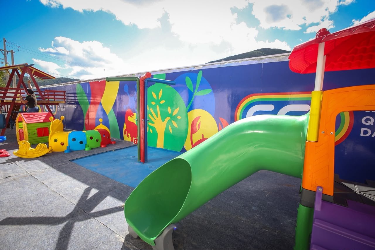 Governo de Pernambuco inaugura creche em Águas Belas, no Agreste do Estado. Governo de Pernambuco inaugura creche em Águas Belas, no Agreste do Estado.