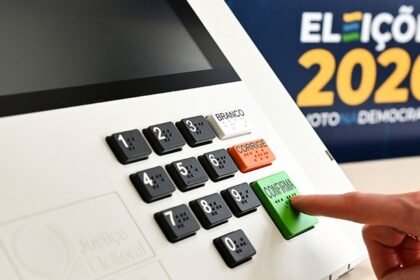 Pernambuco tem maioria de candidatos homens, empresários e pardos. Pernambuco tem maioria de candidatos homens, empresários e pardos.