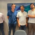 Miguel Coelho anuncia apoio a Mendonça Filho ao Senado e reitera adesão a Raquel Lyra. Miguel Coelho anuncia apoio a Mendonça Filho ao Senado e reitera adesão a Raquel Lyra.