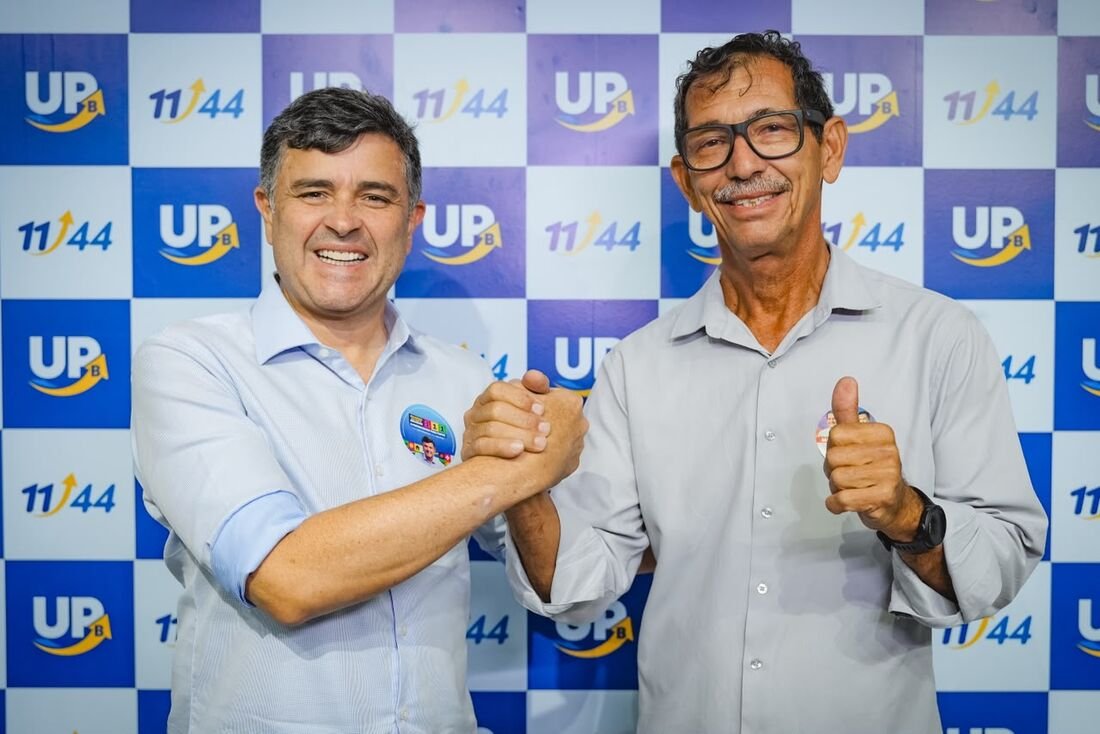 Prefeito de Inajá Marcelo de Alberto declara apoio a Eduardo da Fonte e Humberto Costa para o Senado, e reforça grupo político com Raquel Lyra. Prefeito de Inajá Marcelo de Alberto declara apoio a Eduardo da Fonte e Humberto Costa para o Senado, e reforça grupo político com Raquel Lyra.