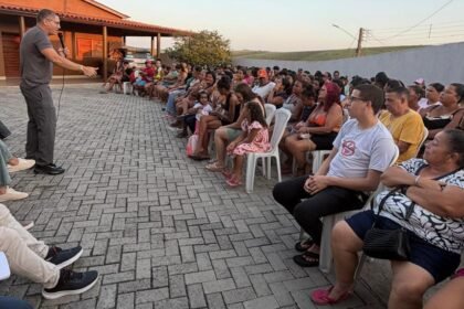 Fortalecendo a oposição Pino reúne lideranças e sociedade em Xexéu para discutir projeto atual e futuro para o município. Fortalecendo a oposição Pino reúne lideranças e sociedade em Xexéu para discutir projeto atual e futuro para o município.