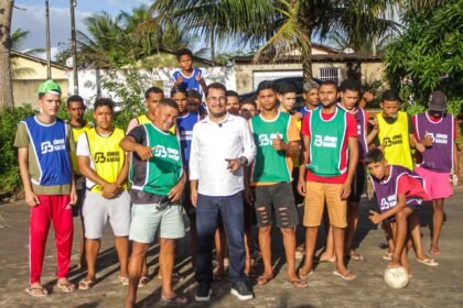 Júnior Barão amplia ações sociais e ganha força como liderança comunitária em Água Preta. Júnior Barão amplia ações sociais e ganha força como liderança comunitária em Água Preta.