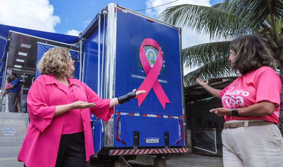Outubro Rosa: Carretas da Mulher Pernambucana ultrapassam 146 mil atendimentos e ampliam acesso à saúde feminina.