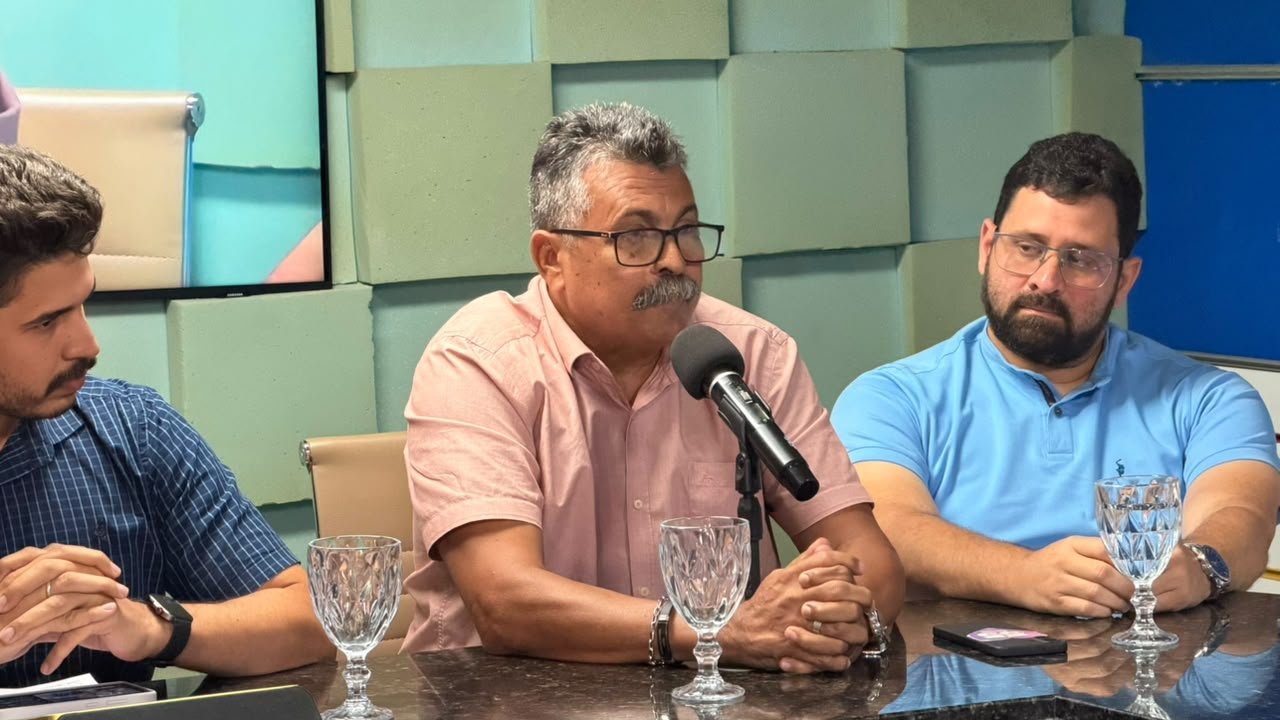 Prefeito Beto do Sargento agradece votação record em Belém de Maria e Batateira. Prefeito Beto do Sargento agradece votação record em Belém de Maria e Batateira.
