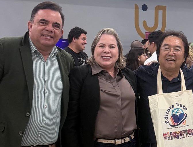 Socorro Sobral leva projetos educacionais da Editora Trato ao estado de São Paulo. Socorro Sobral leva projetos educacionais da Editora Trato ao estado de São Paulo.