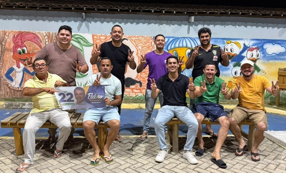 Movimento da Direita em Jaqueira realiza carreata em apoio à Flávio Bolsonaro 22 neste sábado. Movimento da Direita em Jaqueira realiza carreata em apoio à Flávio Bolsonaro 22 neste sábado.