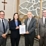 OAB-PE entrega lista sêxtupla ao TJPE. OAB-PE entrega lista sêxtupla ao TJPE.