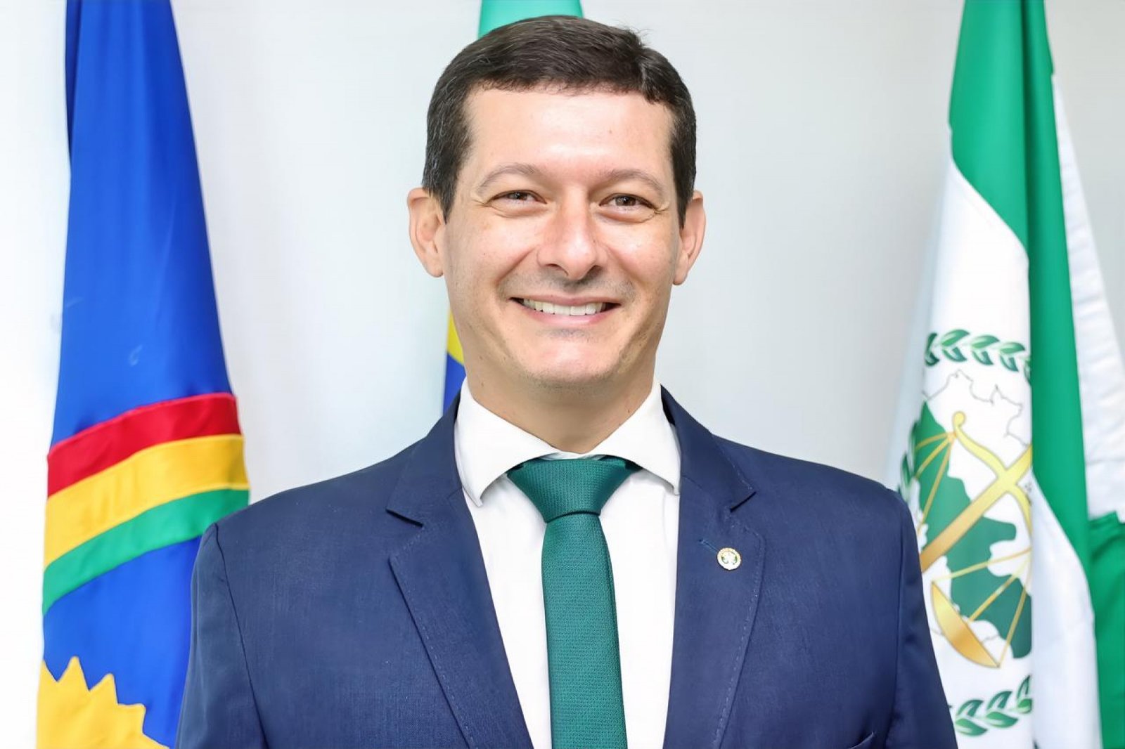 Henrique Seixas integra lista sêxtupla da OAB-PE para vaga de desembargador no TJPE.